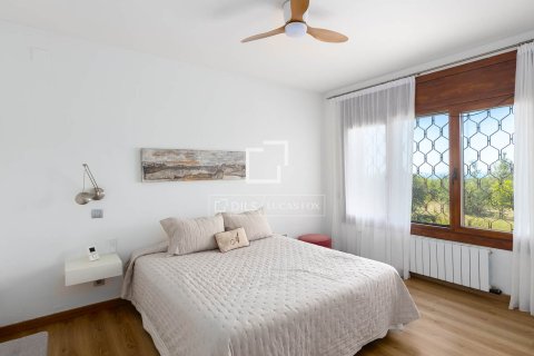 6 bedrooms villa for sale in Cabrils, Barcelona, Catalonia, Spain № 6637 - photo 24