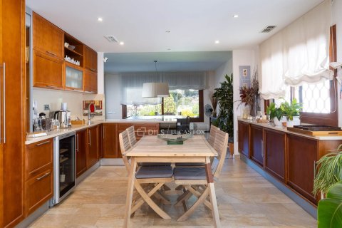6 bedrooms villa for sale in Cabrils, Barcelona, Catalonia, Spain № 6637 - photo 15