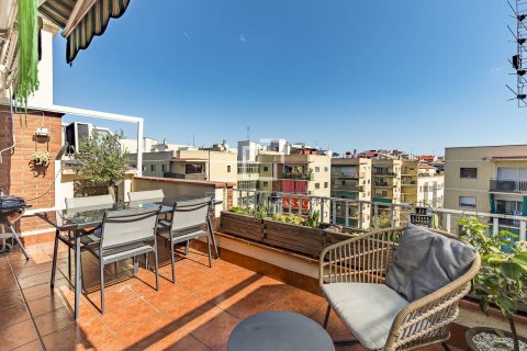 Ático de 3 dormitorios en venta en Barcelona, Cataluña, Spain № 6639 - foto 5