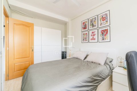 Ático de 3 dormitorios en venta en Barcelona, Cataluña, Spain № 6639 - foto 16