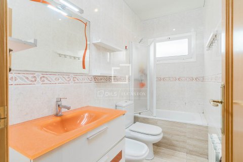 Ático de 3 dormitorios en venta en Barcelona, Cataluña, Spain № 6639 - foto 26