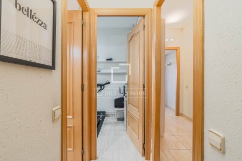 Ático de 3 dormitorios en venta en Barcelona, Cataluña, Spain № 6639 - foto 28