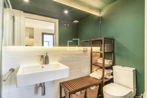 Купить квартиру в Барселона, Испания с 3 спальни, 150м², № 6638 - фото 13
