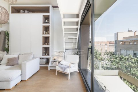 Купить квартиру в Барселона, Испания с 3 спальни, 150м², № 6638 - фото 3