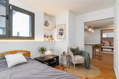 Купить квартиру в Барселона, Испания с 3 спальни, 150м², № 6638 - фото 12