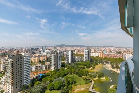 Купить квартиру в Барселона, Испания с 5 комнат, 160м², № 1527 - фото 20