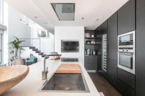 Купить квартиру в Барселона, Испания с 5 комнат, 160м², № 1527 - фото 7