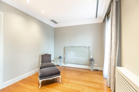 4 bedrooms apartment for sale in Barcelona, Catalonia, Spain № 1526 - photo 9