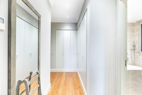 4 bedrooms apartment for sale in Barcelona, Catalonia, Spain № 1526 - photo 19