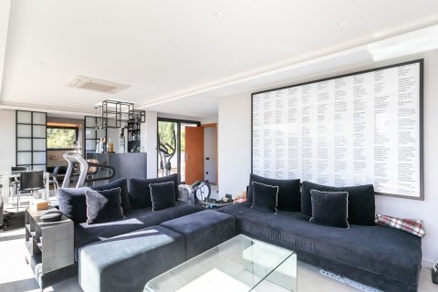 Купить дом в Барселона, Испания с 6 комнат, № 1528 - фото 22