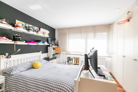 Купить дом в Барселона, Испания с 6 комнат, № 1528 - фото 18