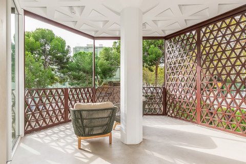 Купить квартиру в Барселона, Испания с 6 комнат, № 1523 - фото 7