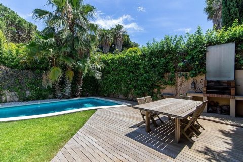 Купить дом в Барселона, Испания с 6 комнат, № 1524 - фото 18