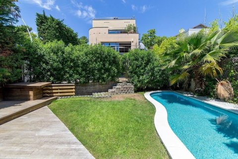 Дом с 5 спальнями в Барселоне, Каталония, Испания № 1524