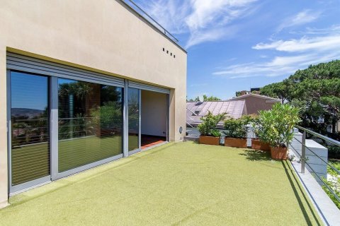 Купить дом в Барселона, Испания с 6 комнат, № 1524 - фото 15