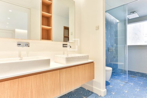 2 chambres apartment à vendre à Barcelona, Catalonia, Spain № 4433 - photo 14