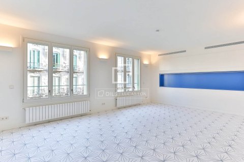 2 chambres apartment à vendre à Barcelona, Catalonia, Spain № 4433 - photo 6