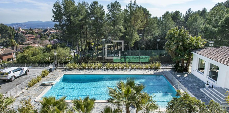 Villa de 5 dormitorios en venta en Bellaterra, Barcelona, Cataluña, Spain № 4437
