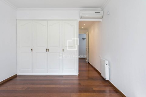 Villa de 5 dormitorios en venta en Bellaterra, Barcelona, Cataluña, Spain № 4437 - foto 20