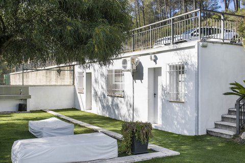 Villa de 5 dormitorios en venta en Bellaterra, Barcelona, Cataluña, Spain № 4437 - foto 26