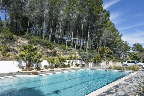 Villa de 5 dormitorios en venta en Bellaterra, Barcelona, Cataluña, Spain № 4437 - foto 30