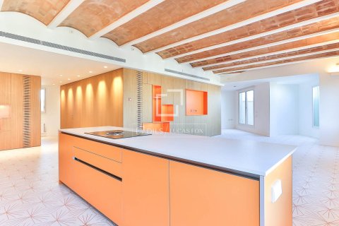 3 chambres apartment à vendre à Barcelona, Catalonia, Spain № 4434