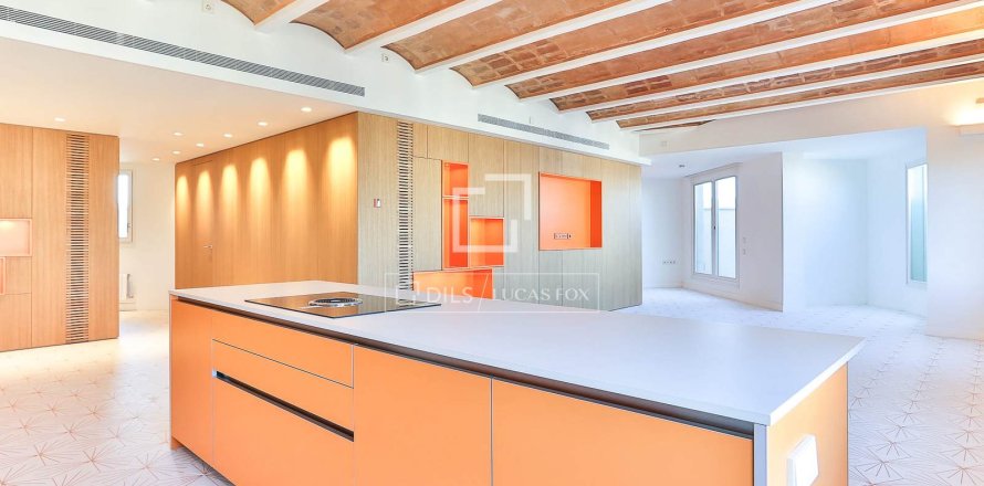 3 chambres apartment à vendre à Barcelona, Catalonia, Spain № 4434