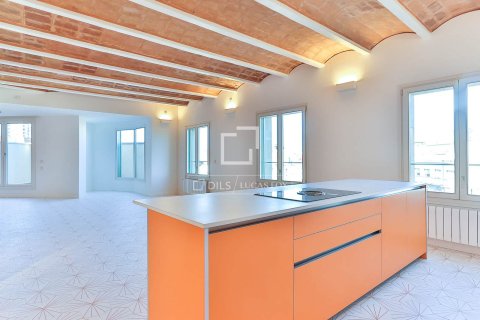 3 chambres apartment à vendre à Barcelona, Catalonia, Spain № 4434 - photo 4