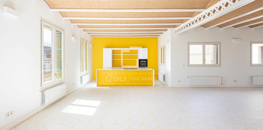 3 chambres apartment à vendre à Barcelona, Catalonia, Spain № 4436