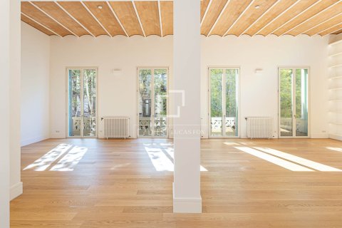 3 chambres apartment à vendre à Barcelona, Catalonia, Spain № 4435 - photo 5