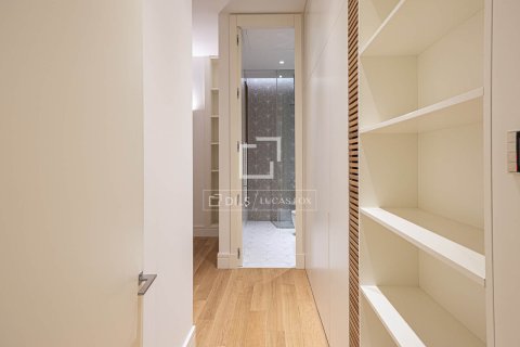 3 chambres apartment à vendre à Barcelona, Catalonia, Spain № 4435 - photo 23