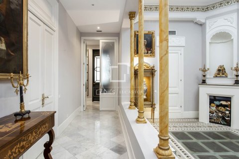 3 chambres apartment à vendre à Barcelona, Catalonia, Spain № 4432 - photo 14