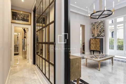 3 chambres apartment à vendre à Barcelona, Catalonia, Spain № 4432 - photo 6