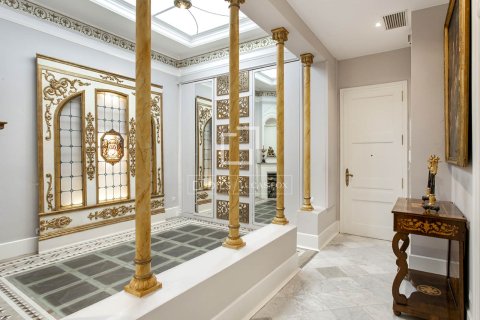 3 chambres apartment à vendre à Barcelona, Catalonia, Spain № 4432 - photo 12