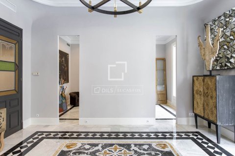 3 chambres apartment à vendre à Barcelona, Catalonia, Spain № 4432 - photo 5