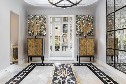 3 chambres apartment à vendre à Barcelona, Catalonia, Spain № 4432