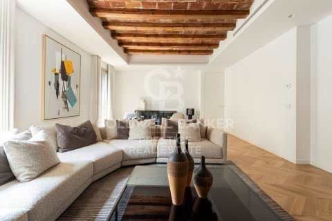 3 bedrooms apartment for rent in Barcelona, Catalonia, Spain № 6116 - photo 2