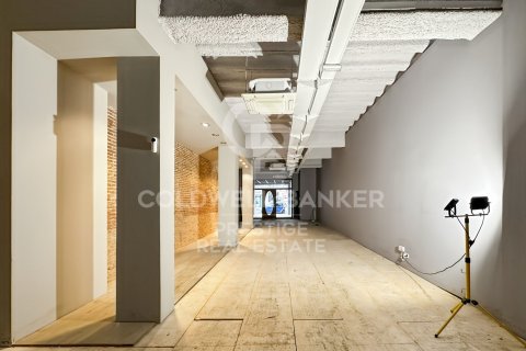 556 sq.m. commercial property for rent in Barcelona, Catalonia, Spain № 6113 - photo 15