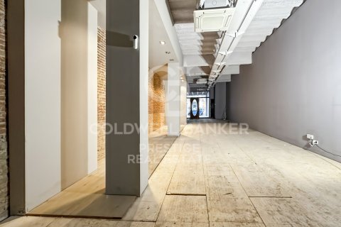 556 sq.m. commercial property for rent in Barcelona, Catalonia, Spain № 6113 - photo 16
