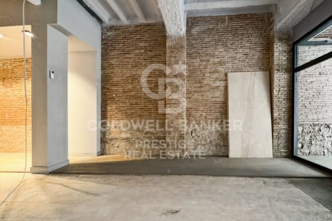 556 sq.m. commercial property for rent in Barcelona, Catalonia, Spain № 6113 - photo 6