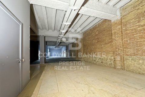 556 sq.m. commercial property for rent in Barcelona, Catalonia, Spain № 6113 - photo 10