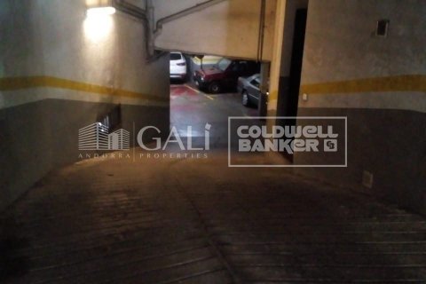 Снять в аренду парковку в Андорра, Испания 2м², № 6118 - фото 3