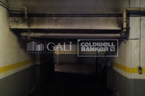 Снять в аренду парковку в Андорра, Испания 2м², № 6118 - фото 2