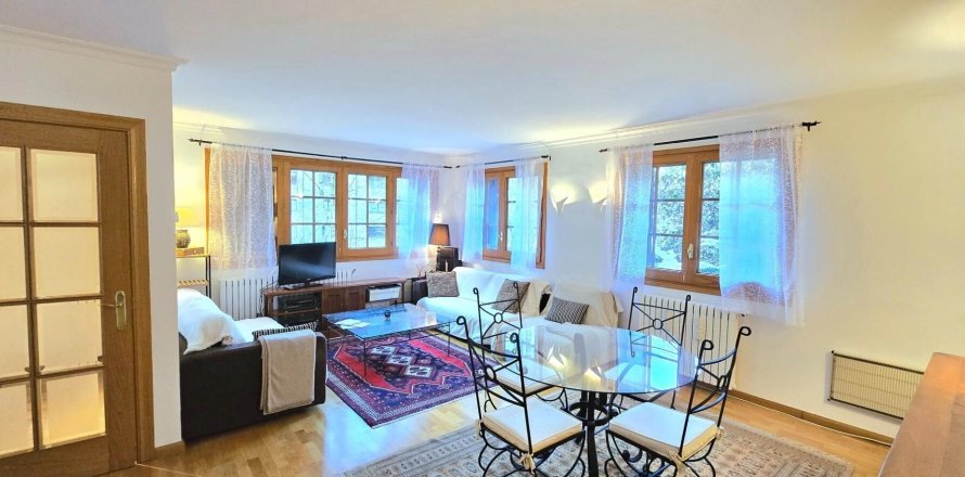 2 bedrooms apartment for rent in Principado De Andorra (Ninguna Poblacion Tiene C.P.), Lleida, Catalonia, Spain № 6117