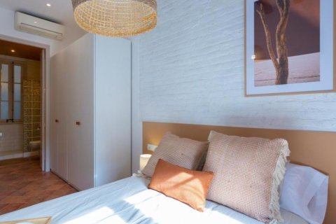 735 sq.m. commercial property for sale in Barcelona, Catalonia, Spain № 6181 - photo 19