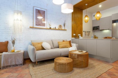 735 sq.m. commercial property for sale in Barcelona, Catalonia, Spain № 6181 - photo 7