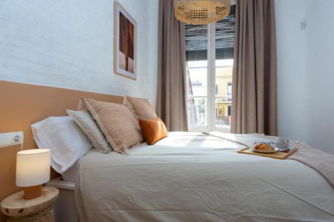 735 sq.m. commercial property for sale in Barcelona, Catalonia, Spain № 6181 - photo 2