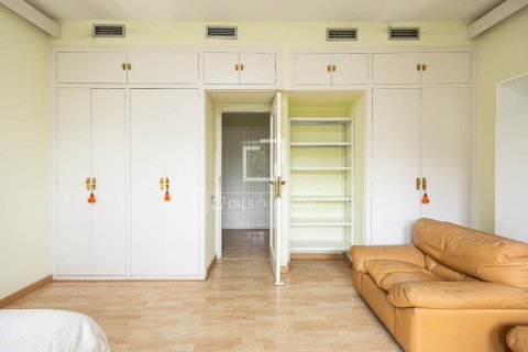 Снять в аренду квартиру в Барселона, Испания с 4 спальни, 206м², № 7238 - фото 8
