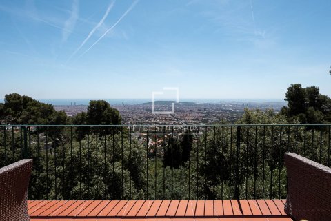 Apartamento de 3 dormitorios en alquiler en Barcelona, Cataluña, Spain № 7242 - foto 4