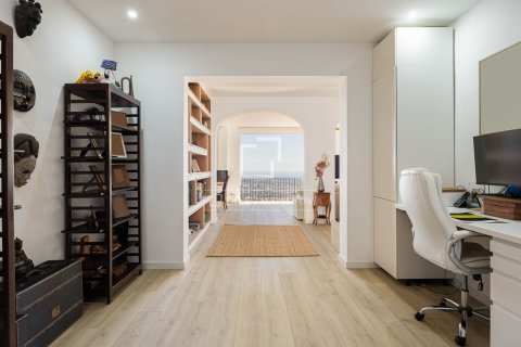 Apartamento de 3 dormitorios en alquiler en Barcelona, Cataluña, Spain № 7242 - foto 25